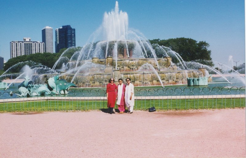 015-Millenium Fountain.jpg